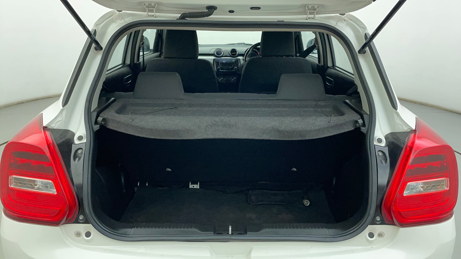 Used 2020 Maruti Suzuki Swift VXi AMT Petrol Automatic interior DICKY INSIDE VIEW