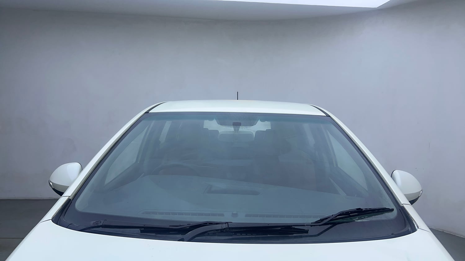 Used 2019 Mahindra Marazzo M6 7 STR Diesel Manual exterior FRONT WINDSHIELD VIEW