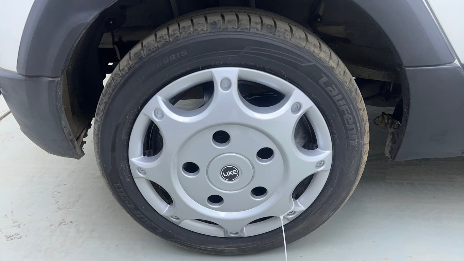 Used 2021 Tata Tiago NRG XZ MT Petrol Manual tyres RIGHT REAR TYRE RIM VIEW