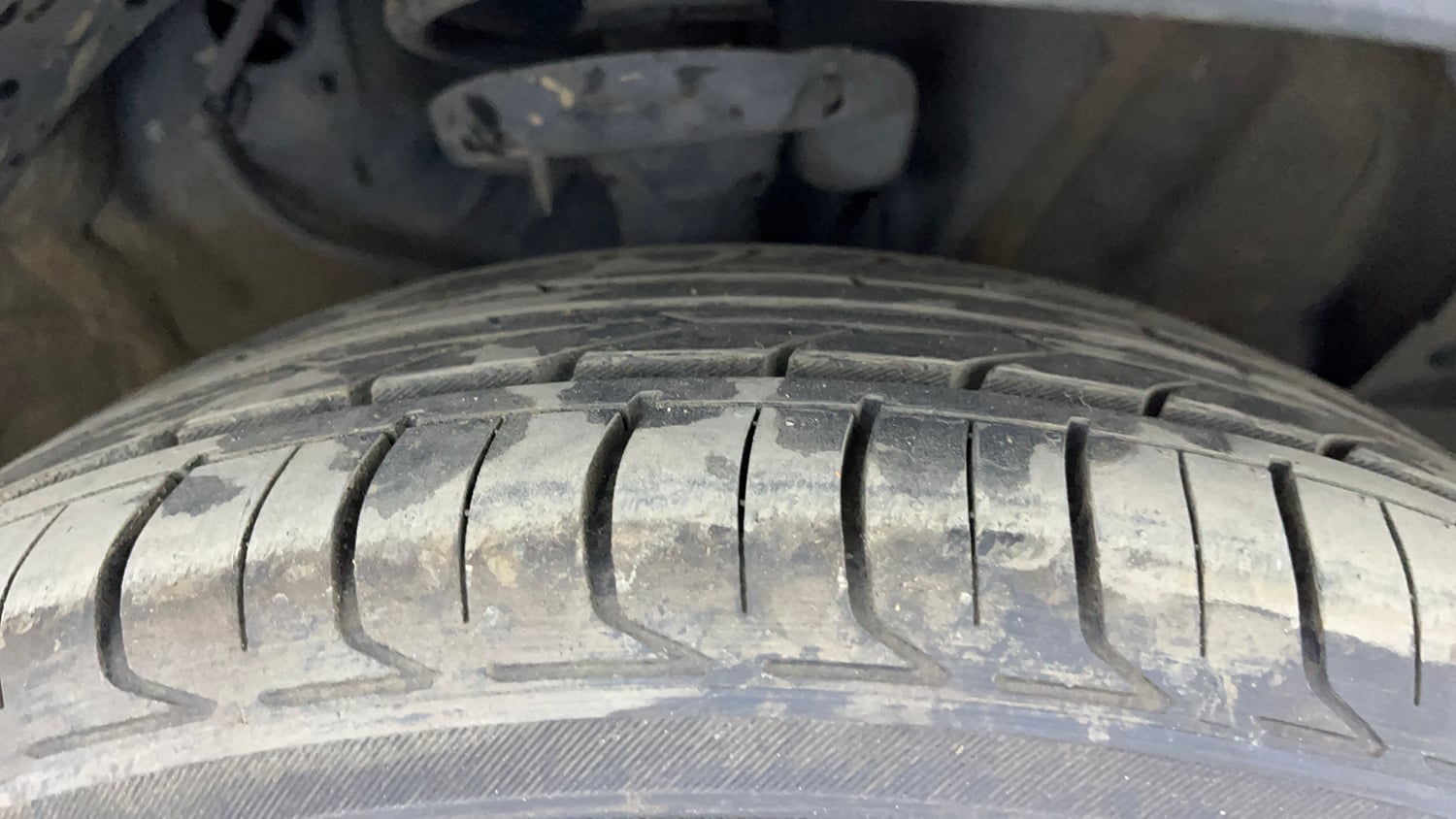 Used 2021 Kia Seltos HTX 1.5 Diesel Diesel Manual tyres RIGHT FRONT TYRE TREAD VIEW