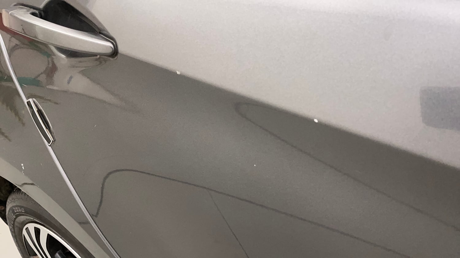 Used 2022 Tata Tiago XT Rhythm Petrol Manual dents MINOR SCRATCH