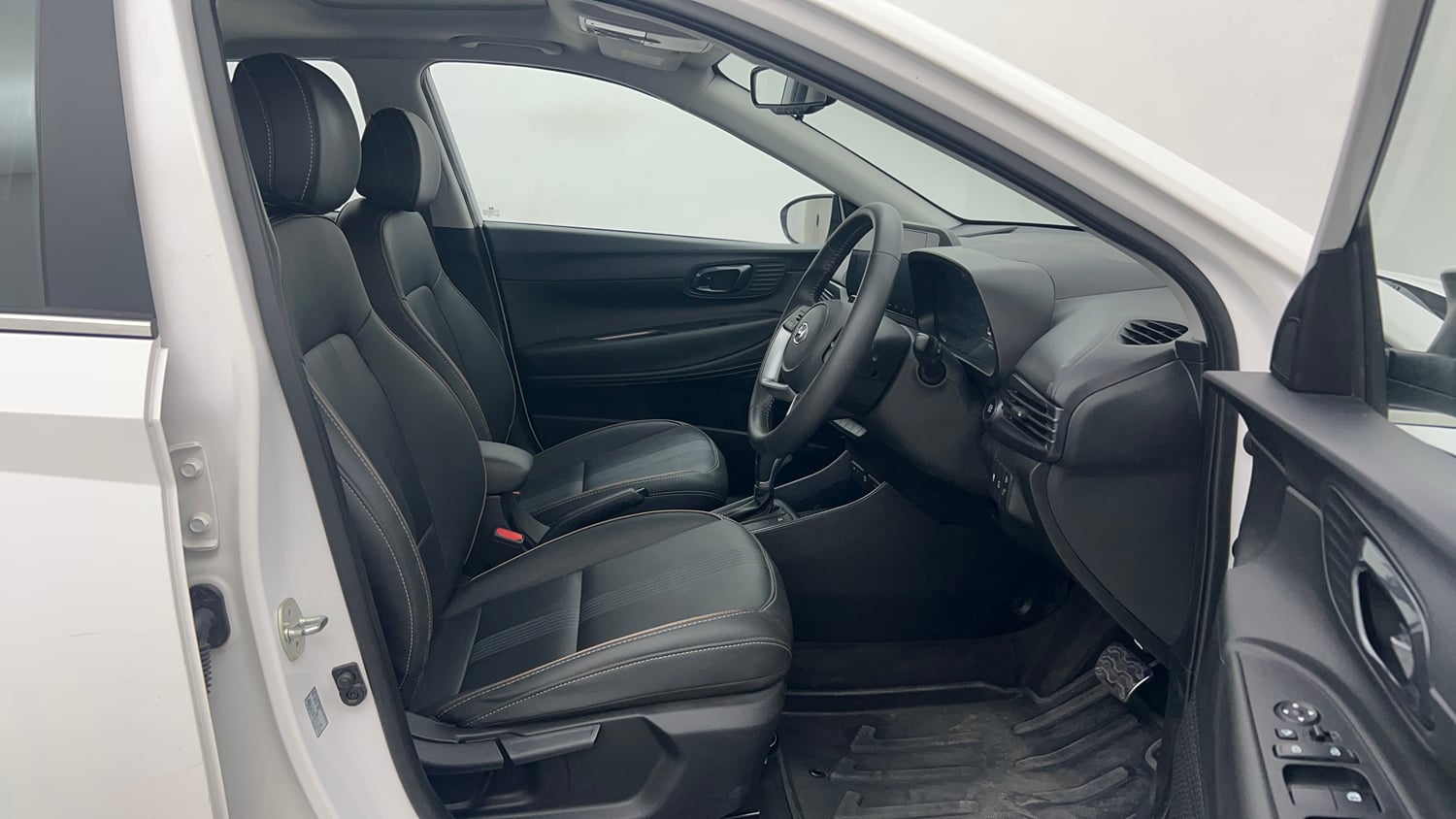 Used 2023 Hyundai New i20 Asta (O) 1.0 Turbo DCT Petrol Automatic interior RIGHT SIDE FRONT DOOR CABIN VIEW