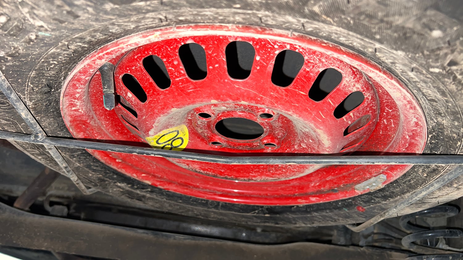 Used 2024 Renault Triber RXZ Petrol Manual tyres SPARE TYRE VIEW