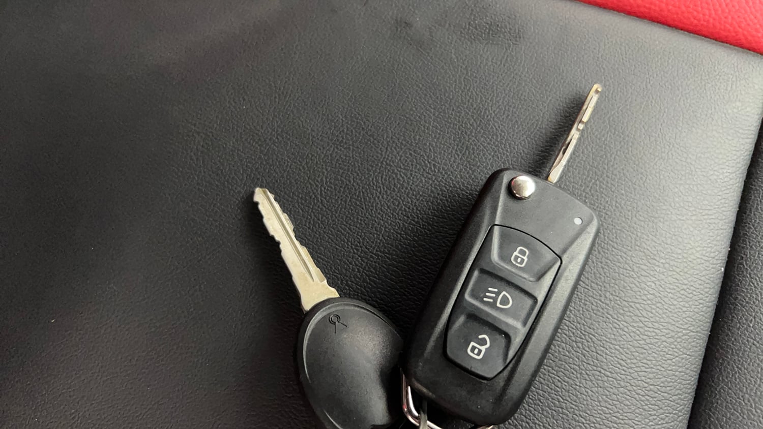 Used 2016 Tata Zest XT Petrol Petrol Manual extra CAR KEY VIEW