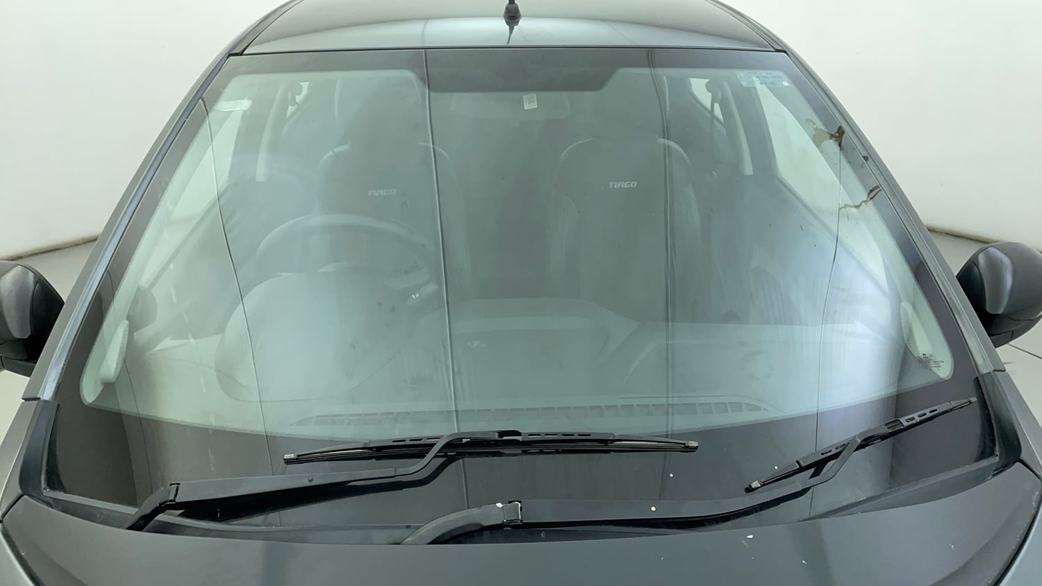 Used 2022 Tata Tiago XT Rhythm Petrol Manual exterior FRONT WINDSHIELD VIEW