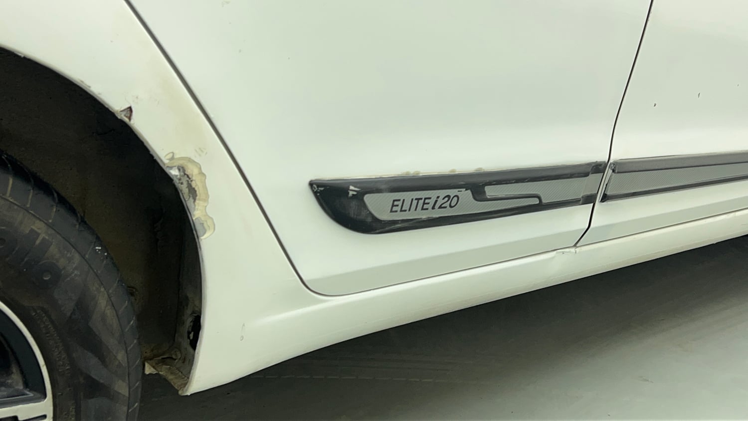 Used 2019 Hyundai Elite i20 Magna Plus 1.2 Petrol Manual dents MINOR DENT