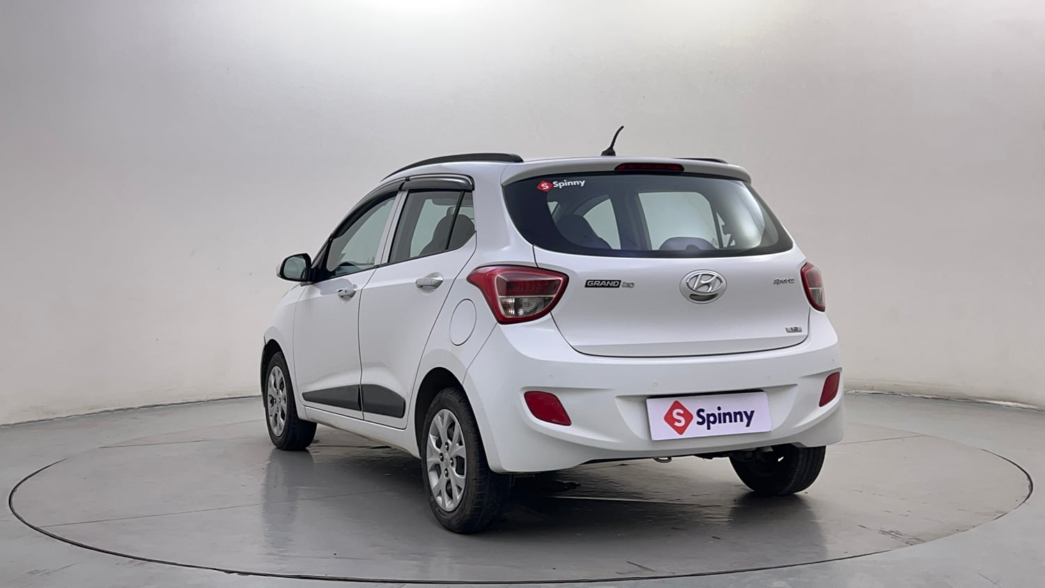 Used 2014 Hyundai Grand i10 Sportz 1.2 Kappa VTVT Petrol Manual exterior LEFT REAR CORNER VIEW