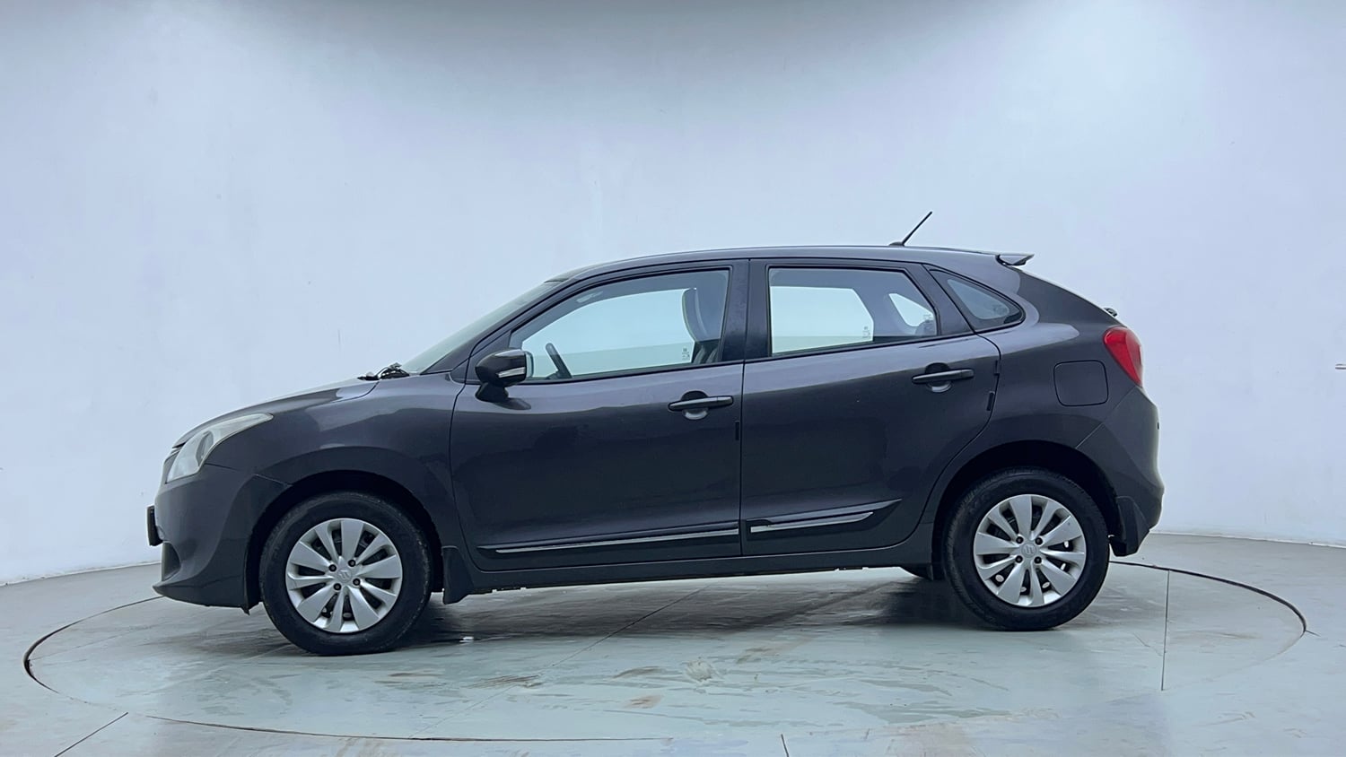 Used 2018 Maruti Suzuki Baleno Delta 1.2 Petrol Manual exterior LEFT SIDE VIEW