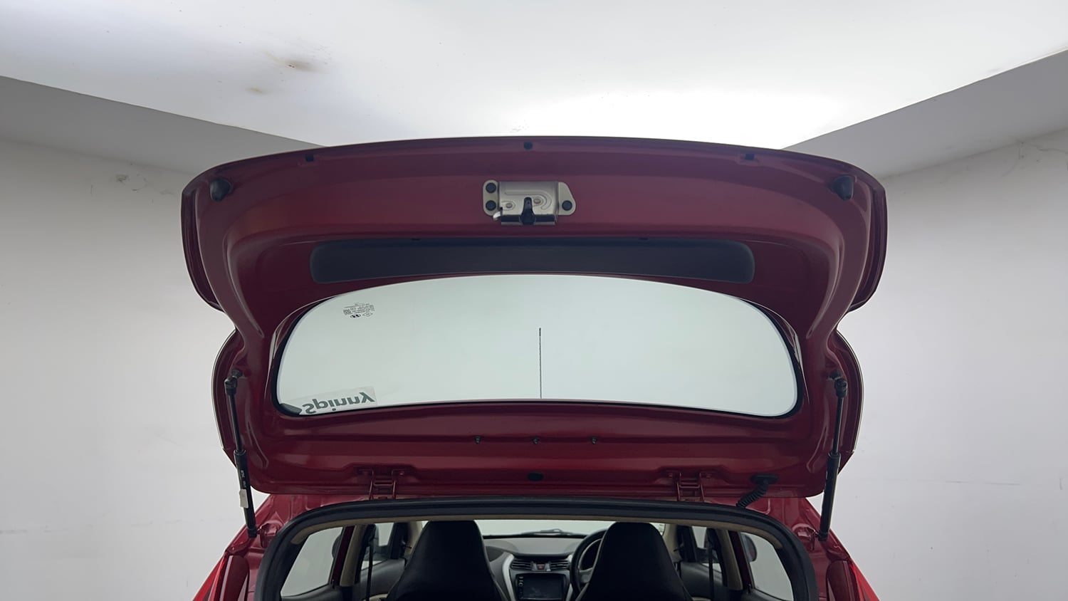 Used 2014 Hyundai Eon Sportz Petrol Manual interior DICKY DOOR OPEN VIEW