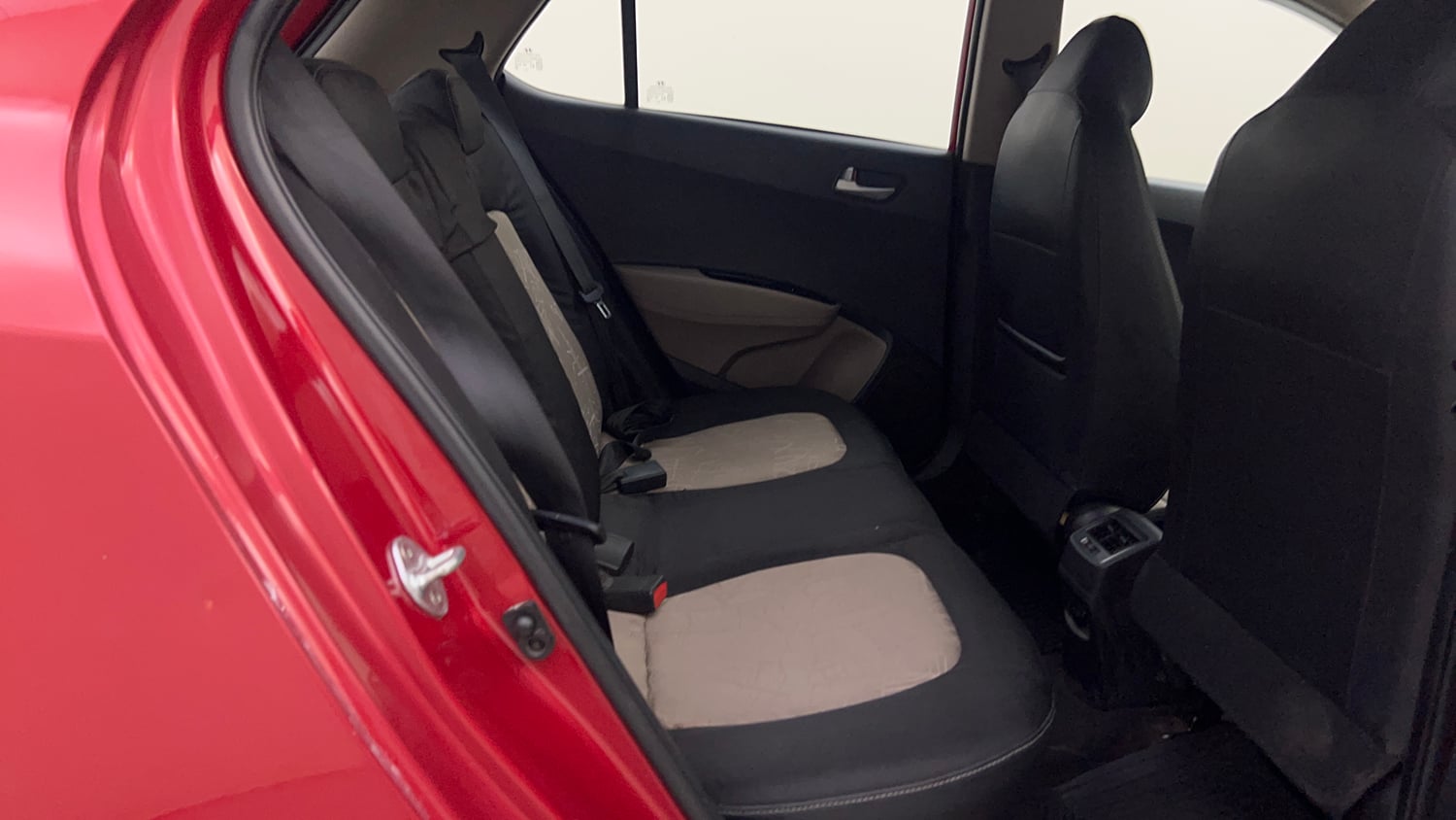 Used 2018 Hyundai Grand i10 Sportz (O) 1.2 Kappa VTVT Petrol Manual interior RIGHT SIDE REAR DOOR CABIN VIEW