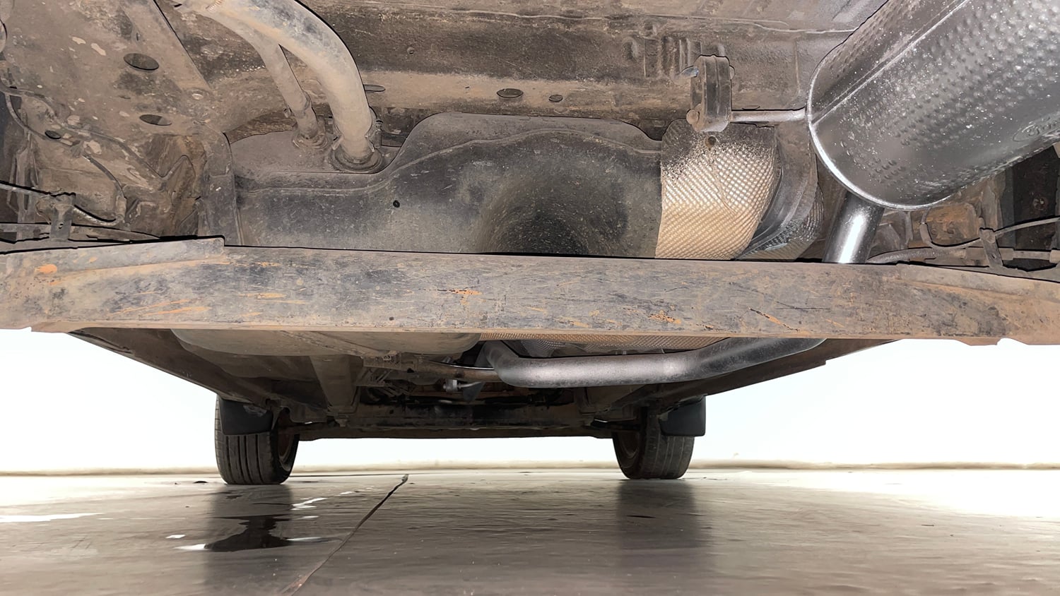 Used 2019 Ford EcoSport Titanium 1.5L TDCi Diesel Manual extra REAR UNDERBODY VIEW (TAKEN FROM REAR)
