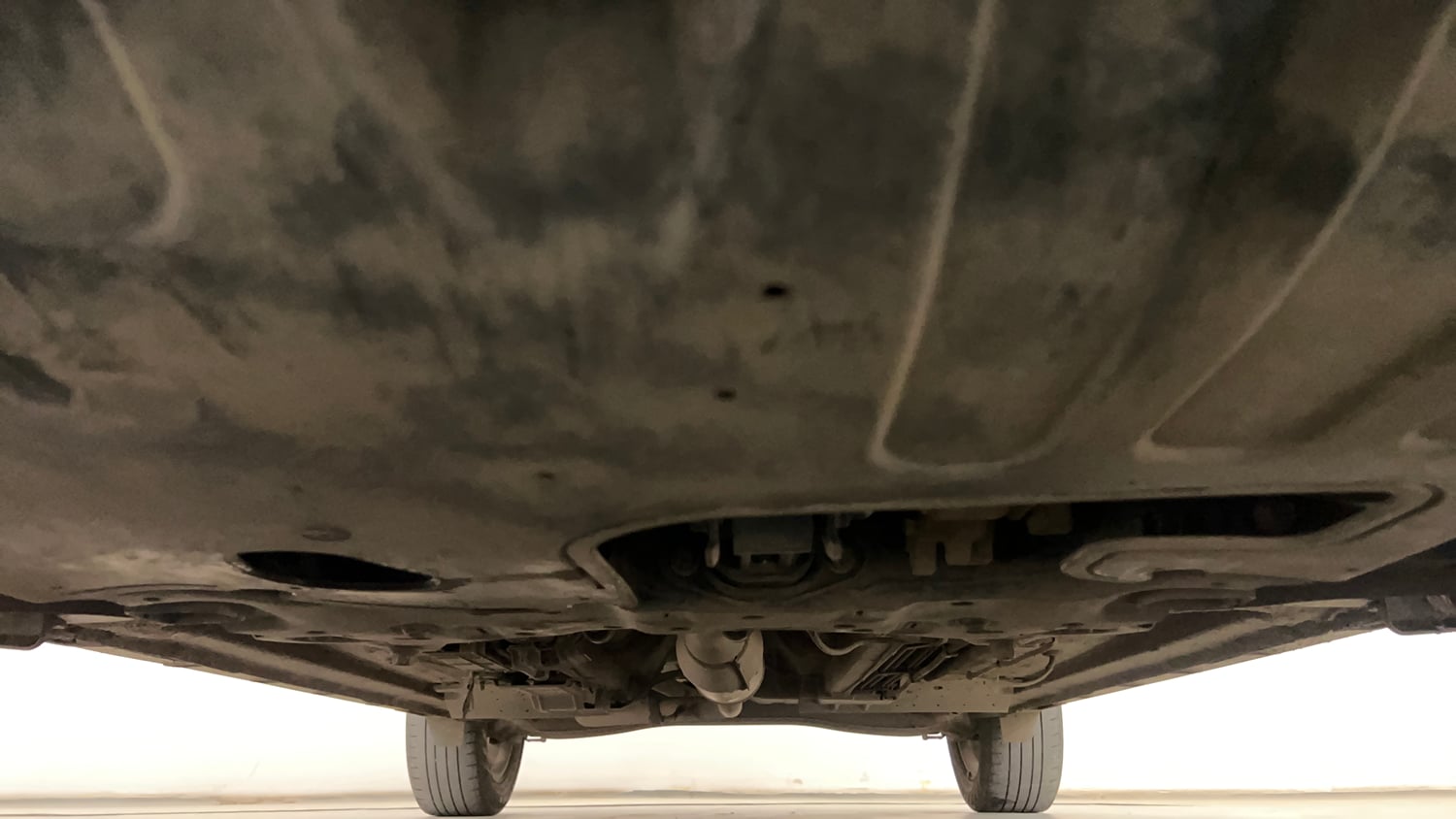 Used 2023 Kia Seltos GTX Plus 1.5 Diesel AT Diesel Automatic extra FRONT LEFT UNDERBODY VIEW