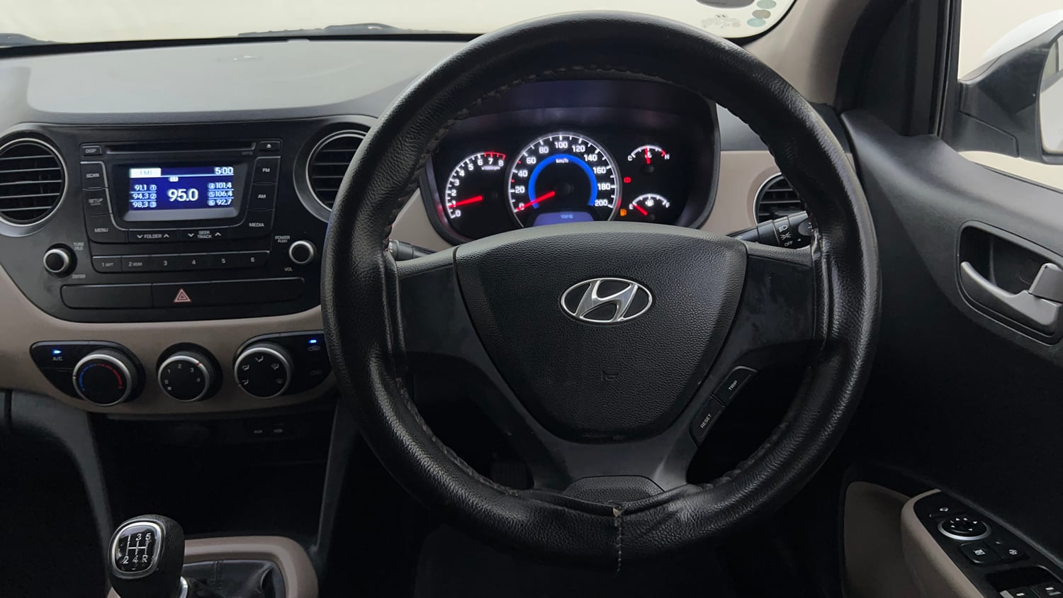 Used 2014 Hyundai Grand i10 Sportz 1.2 Kappa VTVT Petrol Manual interior STEERING VIEW
