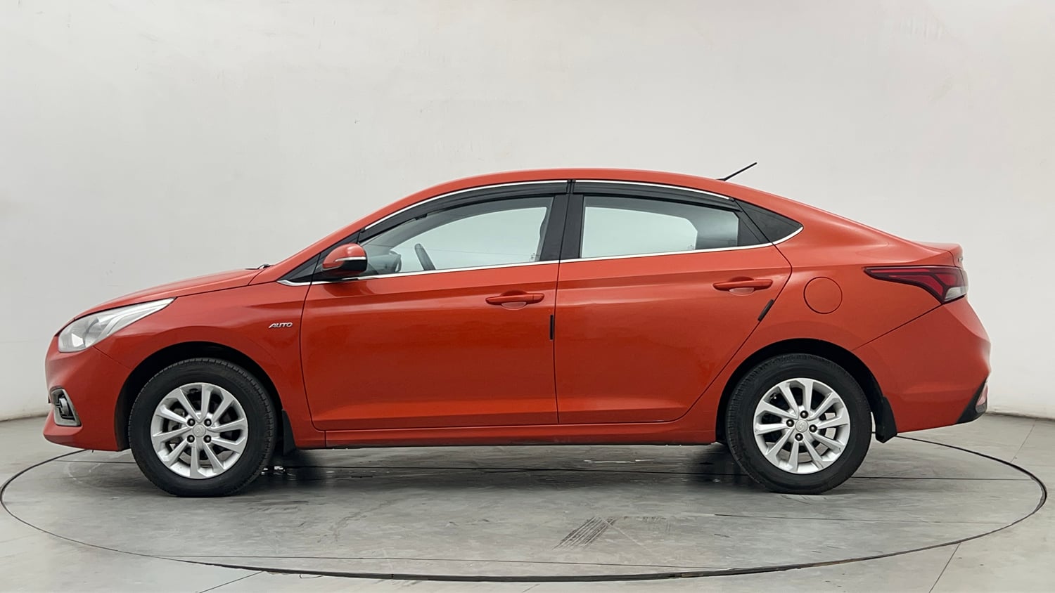Used 2018 Hyundai Verna EX 1.6 VTVT AT Petrol Automatic exterior LEFT SIDE VIEW