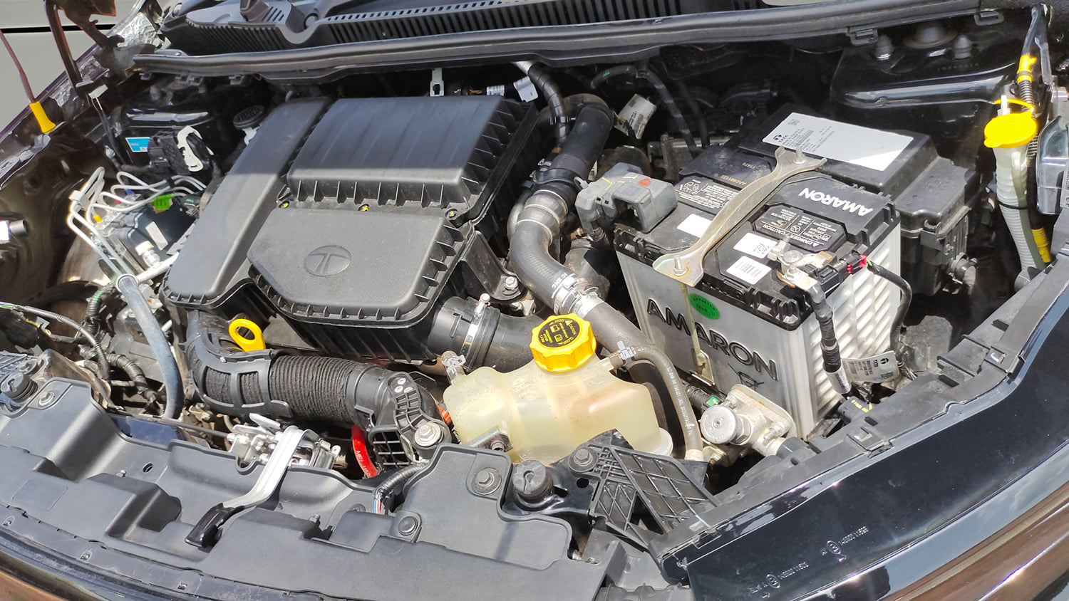 Used 2025 Tata Curvv Accomplished Plus A 1.5 Kryojet Diesel 6MT Dark Edition Diesel Manual engine ENGINE LEFT SIDE VIEW