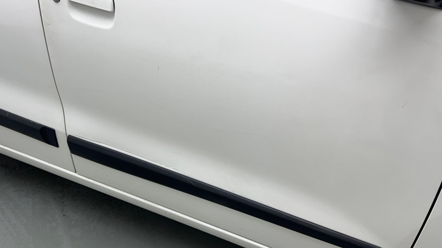 Used 2015 Maruti Suzuki Wagon R VXI Petrol Manual dents MINOR SCRATCH