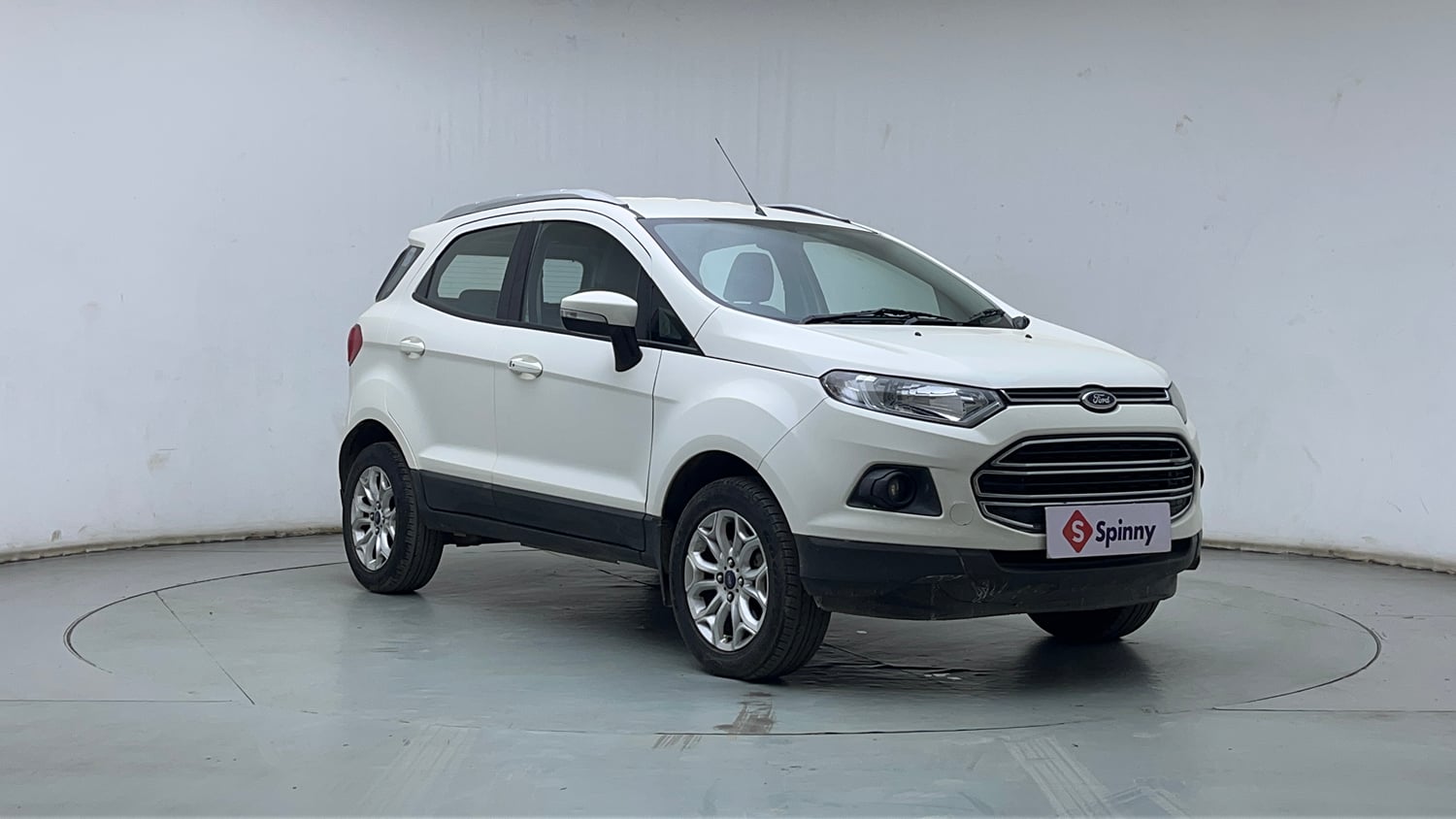 Used 2016 Ford EcoSport Titanium 1.5L Ti-VCT AT Petrol Automatic exterior RIGHT FRONT CORNER VIEW