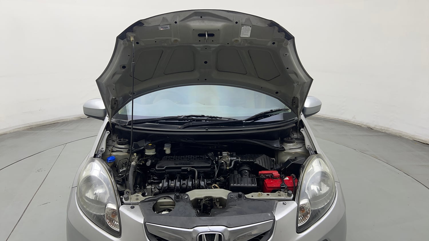 Used 2013 Honda Brio V MT Petrol Manual engine ENGINE & BONNET OPEN FRONT VIEW