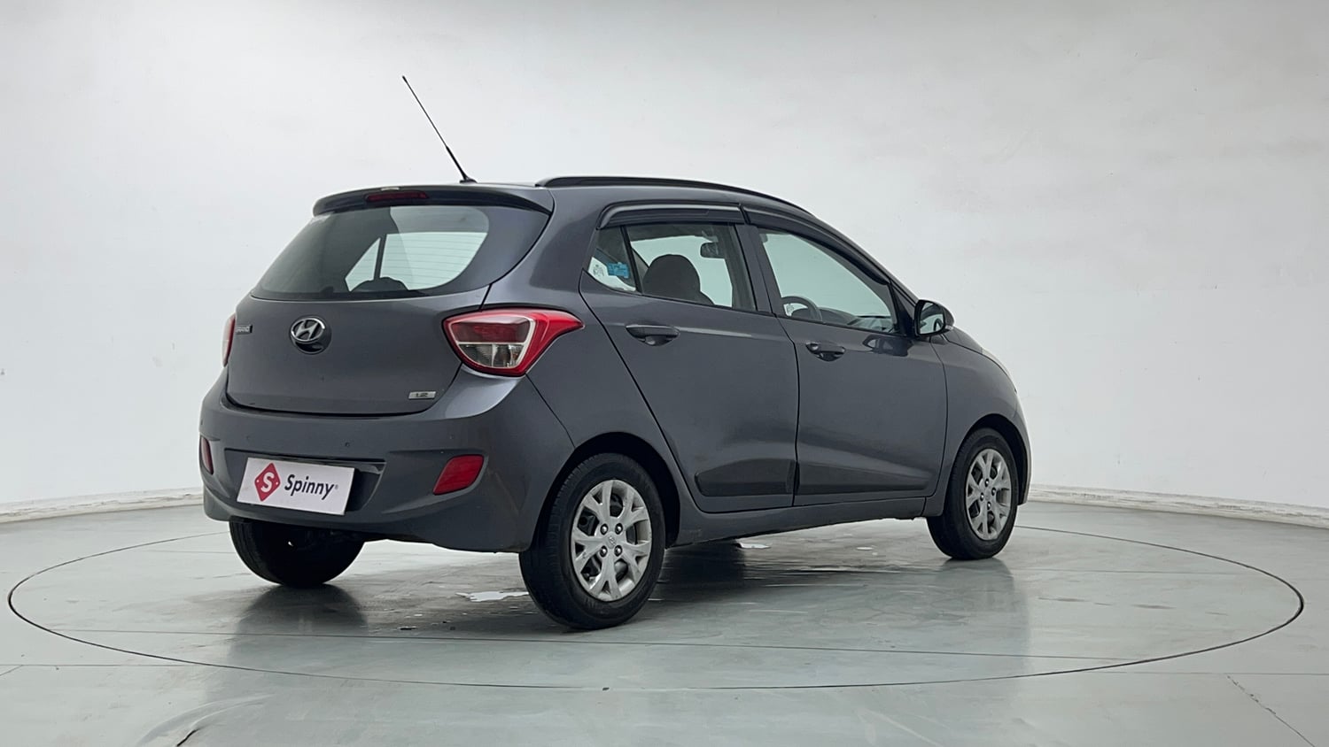 Used 2016 Hyundai Grand i10 Sportz 1.2 Kappa VTVT Petrol Manual exterior RIGHT REAR CORNER VIEW