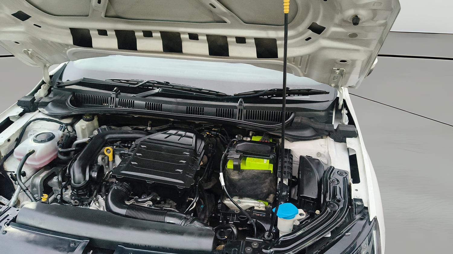 Used 2022 Skoda Slavia Style 1.0L TSI MT Petrol Manual engine ENGINE LEFT SIDE VIEW