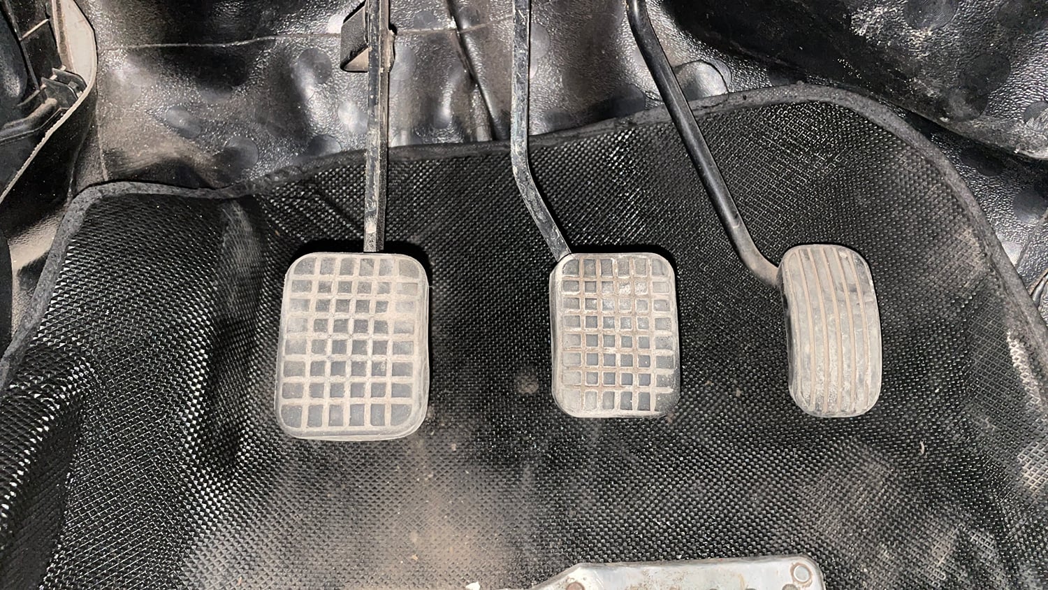 Used 2016 Tata Tiago Revotron XM Petrol Manual interior PEDALS VIEW