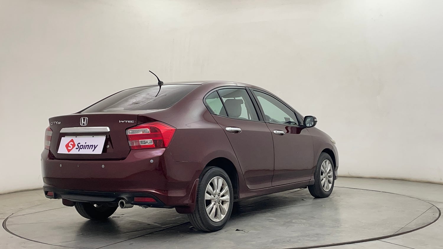 Used 2012 Honda City 1.5 V AT Petrol Automatic exterior RIGHT REAR CORNER VIEW