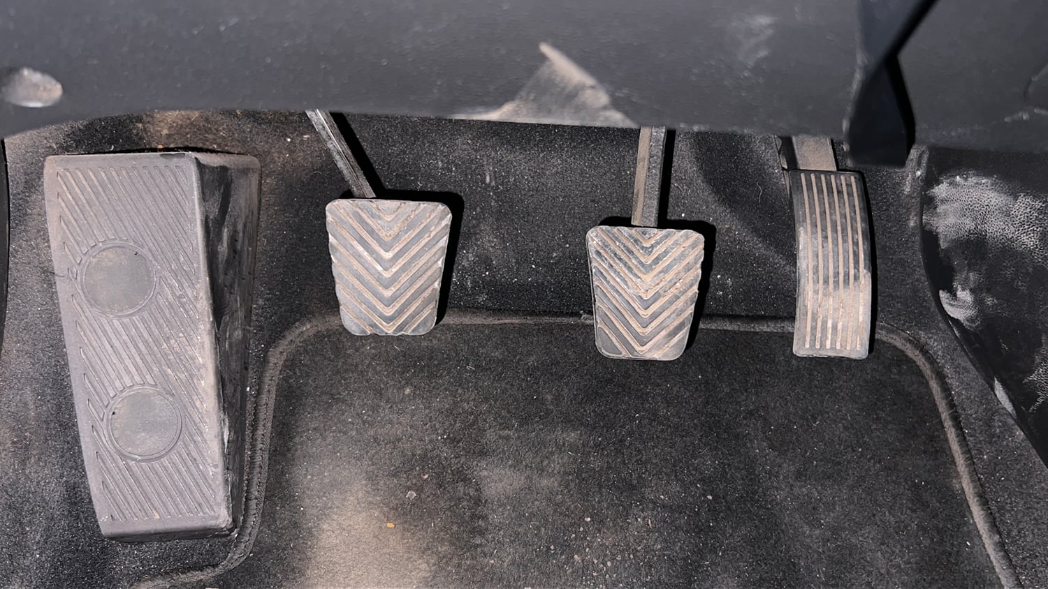 Used 2016 Hyundai Elite i20 Asta 1.2 (O) Petrol Manual interior PEDALS VIEW