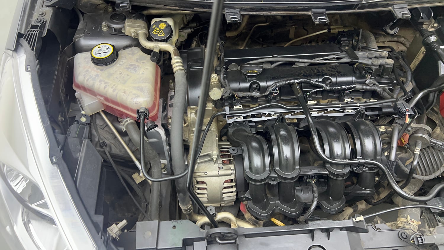 Used 2016 Ford Figo Aspire Trend 1.2 Ti-VCT Petrol Manual engine ENGINE RIGHT SIDE VIEW