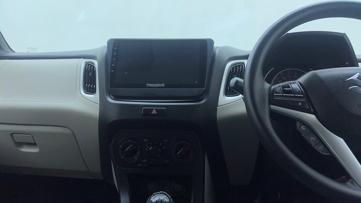 Used 2021 Maruti Suzuki Wagon R ZXi 1.2 Petrol Manual top_features Integrated (in-dash) music system