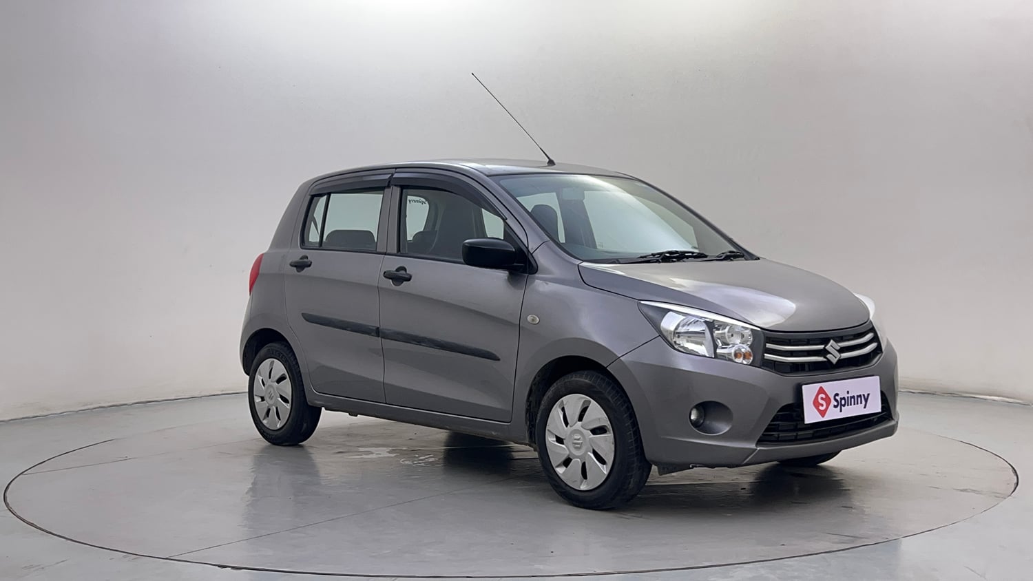 Used 2014 Maruti Suzuki Celerio VXi Petrol Manual exterior RIGHT FRONT CORNER VIEW