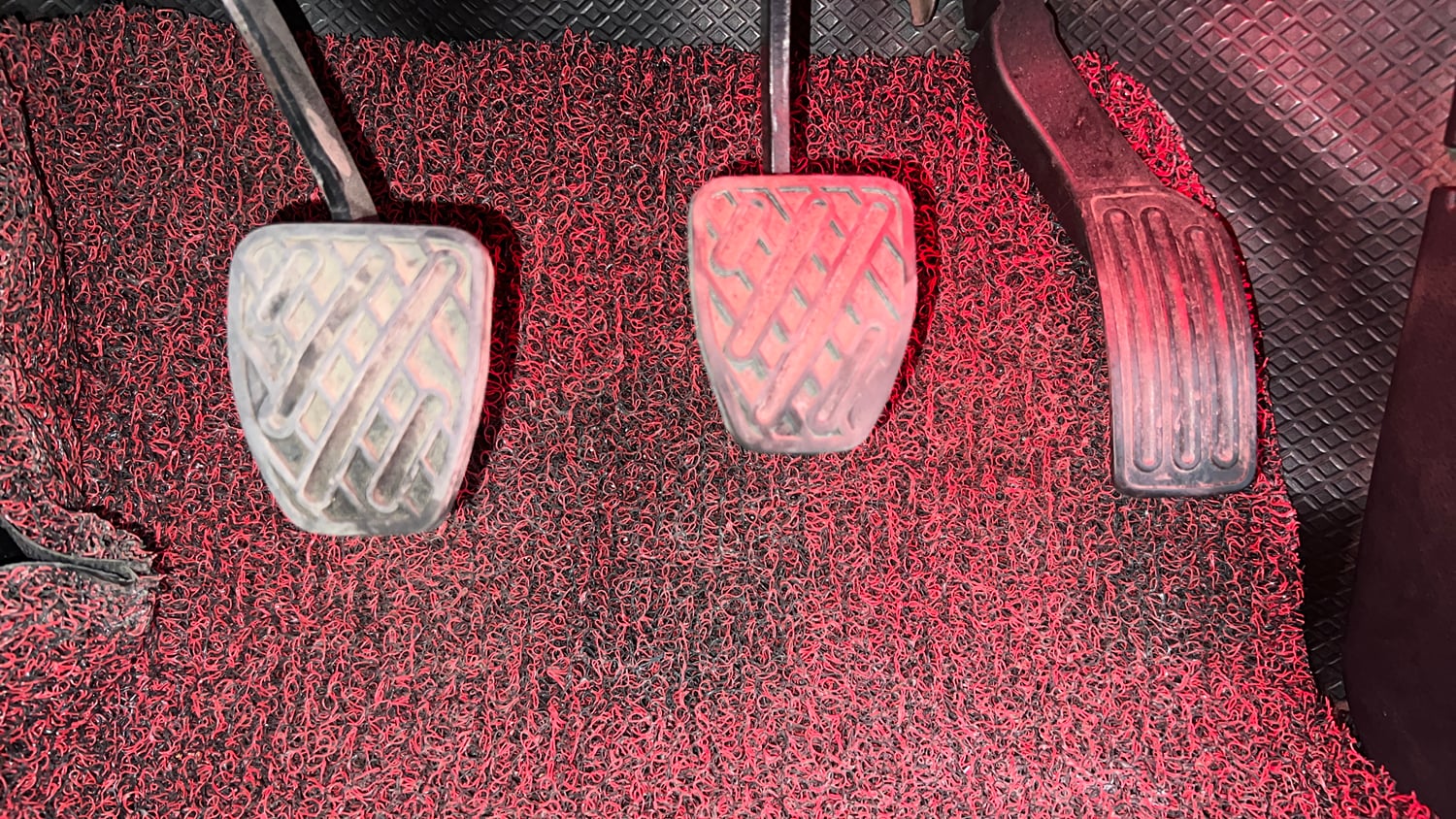 Used 2019 Datsun GO T Petrol Manual interior PEDALS VIEW