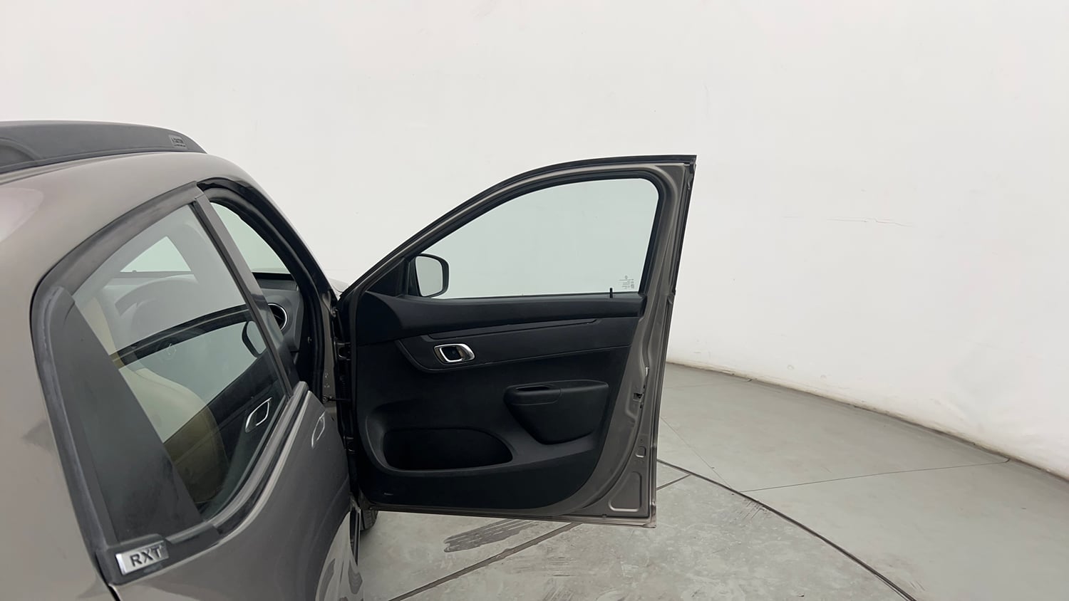 Used 2019 Renault Kwid RXT (O) 1.0 SCE Edition Petrol Manual interior RIGHT FRONT DOOR OPEN VIEW