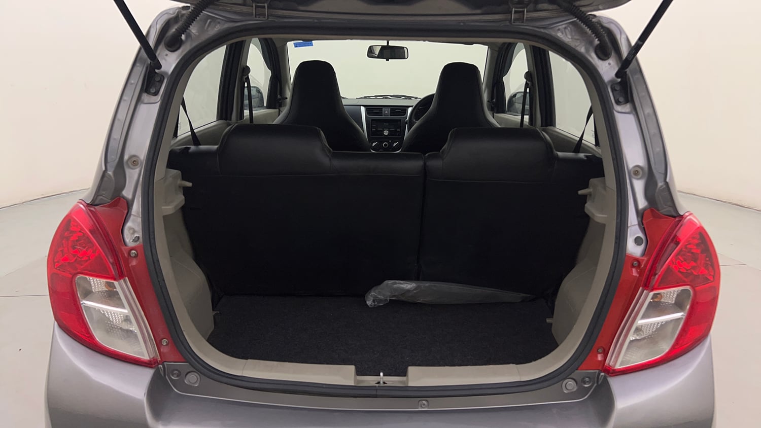 Used 2014 Maruti Suzuki Celerio VXi Petrol Manual interior DICKY INSIDE VIEW