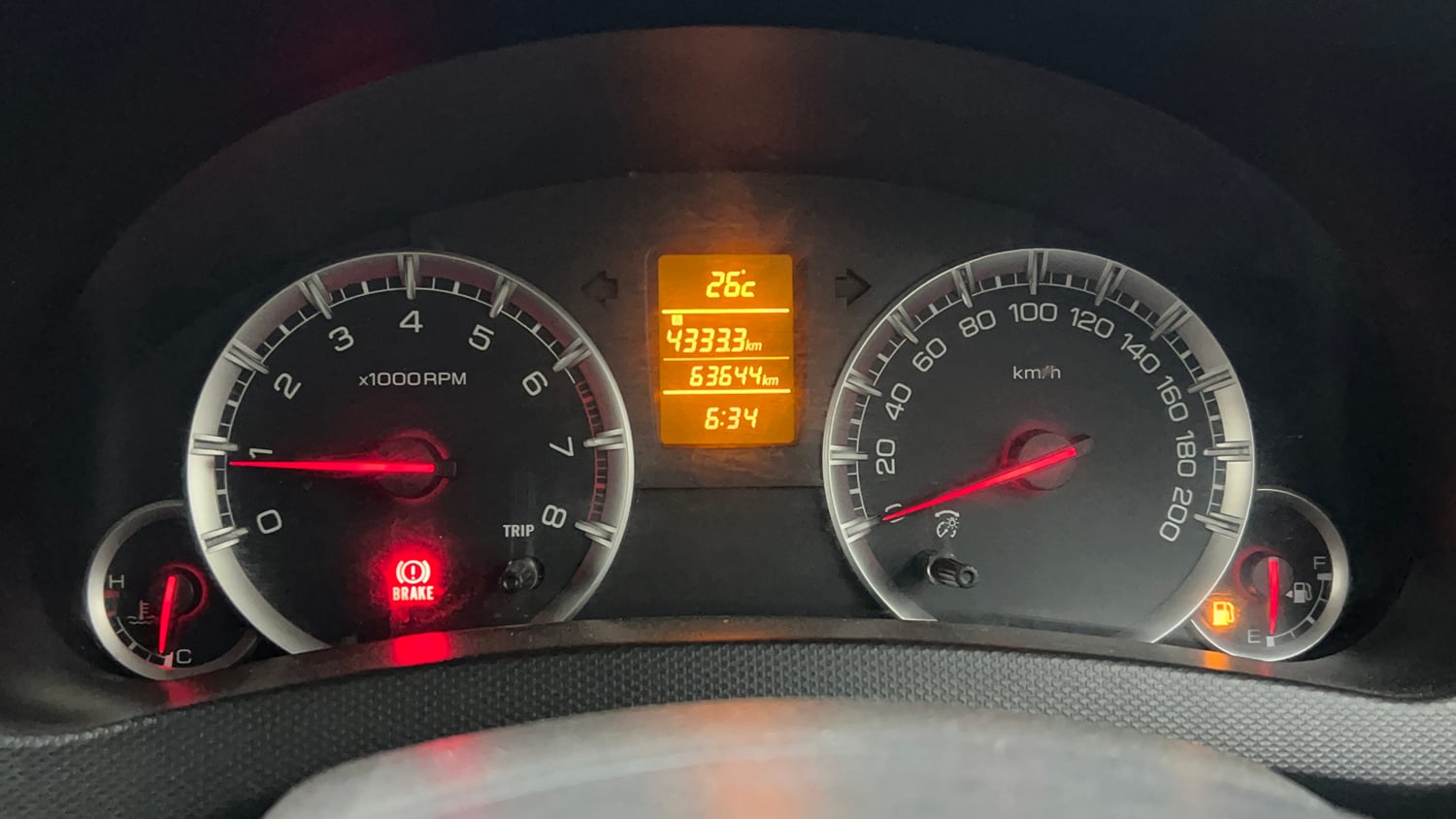 Used 2015 Maruti Suzuki Swift ZXi Petrol Manual interior CLUSTERMETER VIEW