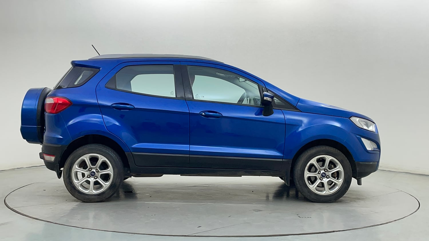 Used 2020 Ford EcoSport Titanium + 1.5L Ti-VCT AT Petrol Automatic exterior RIGHT SIDE VIEW