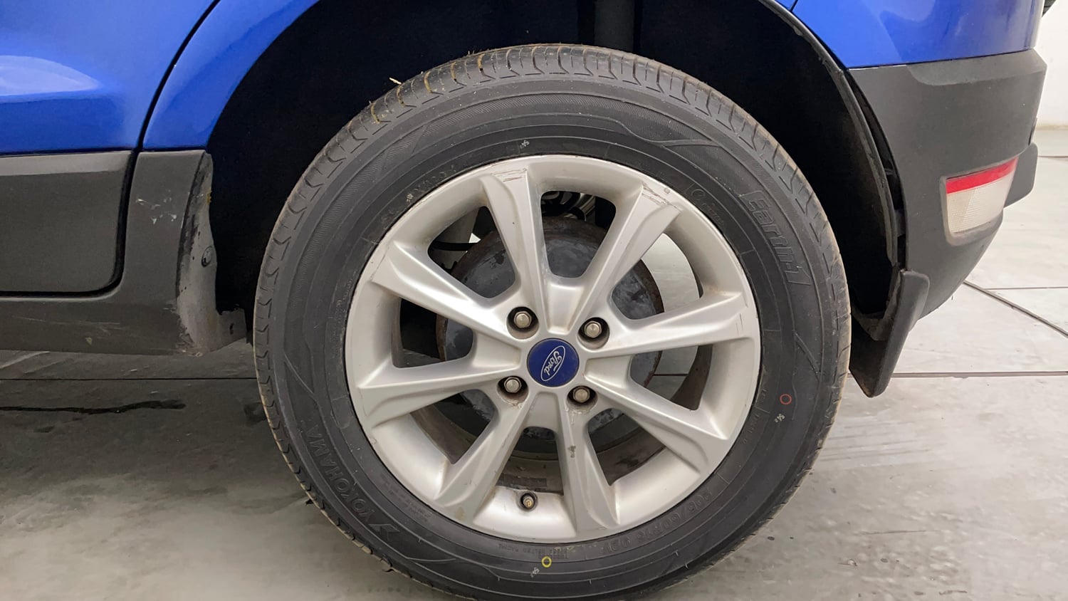 Used 2019 Ford EcoSport Titanium 1.5L TDCi Diesel Manual tyres LEFT REAR TYRE RIM VIEW