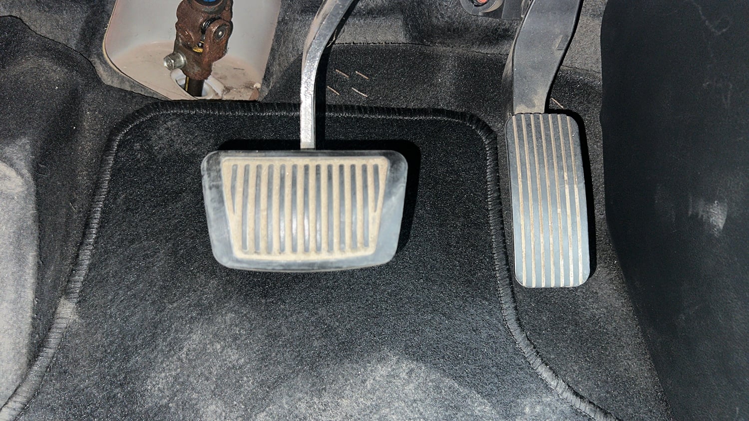 Used 2018 Hyundai Verna EX 1.6 VTVT AT Petrol Automatic interior PEDALS VIEW
