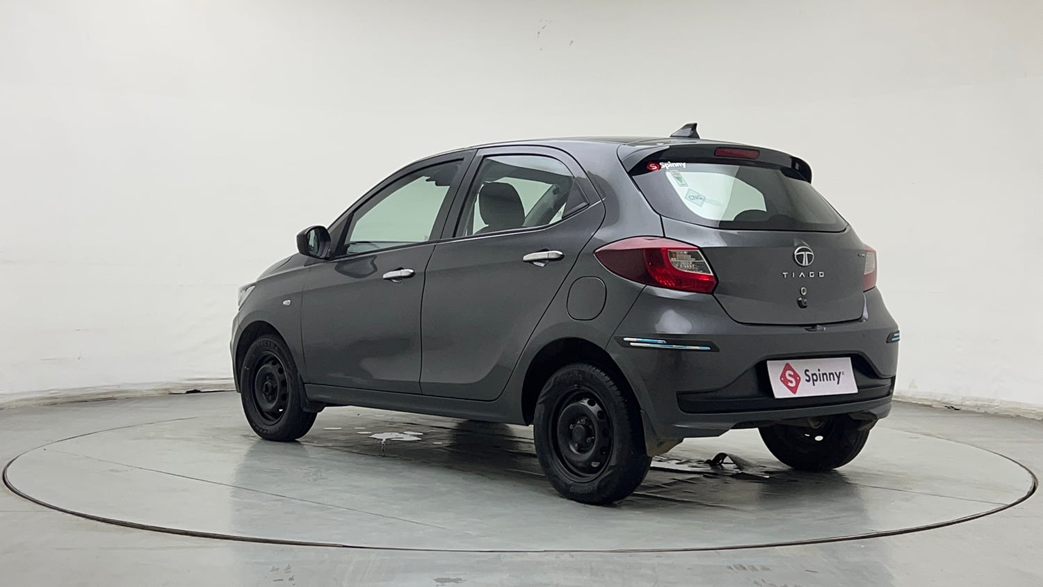 Used 2025 Tata Tiago XE CNG Cng Manual exterior LEFT REAR CORNER VIEW