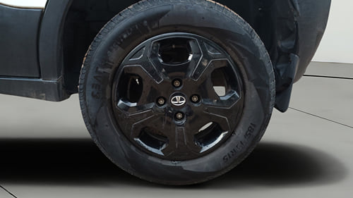 Used 2023 Tata Punch Accomplished MT Petrol Manual tyres LEFT REAR TYRE RIM VIEW