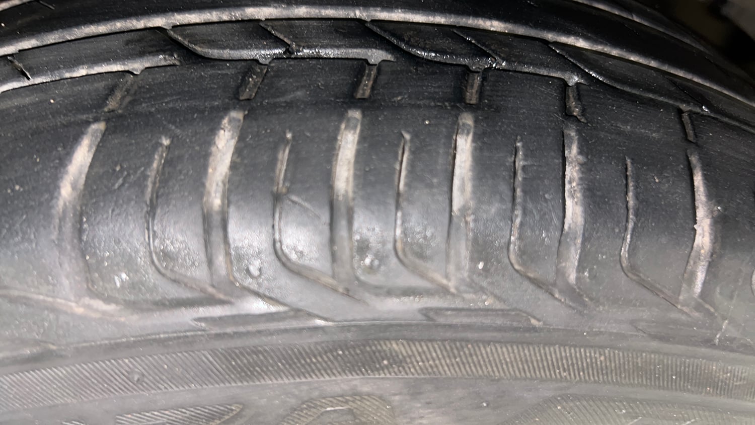 Used 2017 Honda WR-V VX MT Petrol Petrol Manual tyres RIGHT FRONT TYRE TREAD VIEW