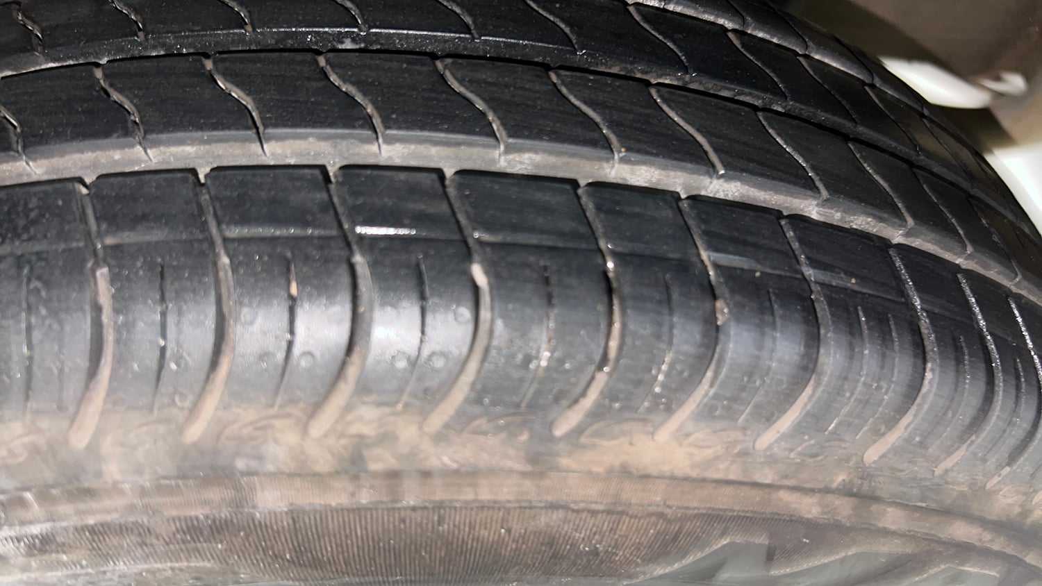 Used 2024 Maruti Suzuki Wagon R ZXI Plus 1.2 AGS Petrol Automatic tyres LEFT REAR TYRE TREAD VIEW