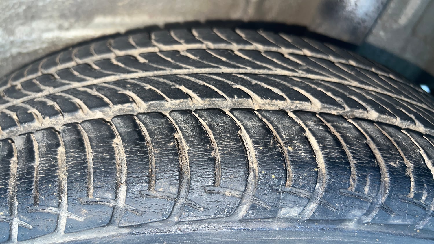 Used 2021 Maruti Suzuki Wagon R ZXi 1.2 Petrol Manual tyres LEFT REAR TYRE TREAD VIEW
