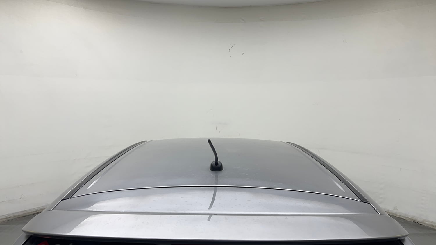 Used 2017 Maruti Suzuki Baleno Alpha 1.2 Petrol Manual exterior EXTERIOR ROOF VIEW