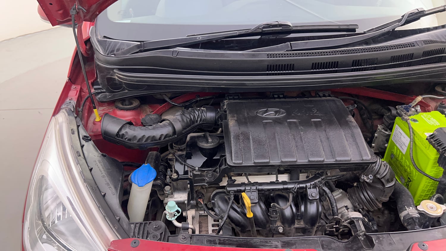 Used 2018 Hyundai Grand i10 Sportz (O) 1.2 Kappa VTVT Petrol Manual engine ENGINE RIGHT SIDE HINGE & APRON VIEW