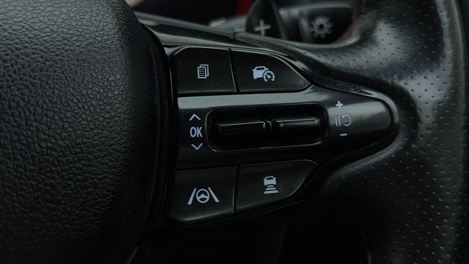 Used 2024 Hyundai Creta N-Line N10 1.5 Turbo DCT Petrol Automatic top_features Cruise control
