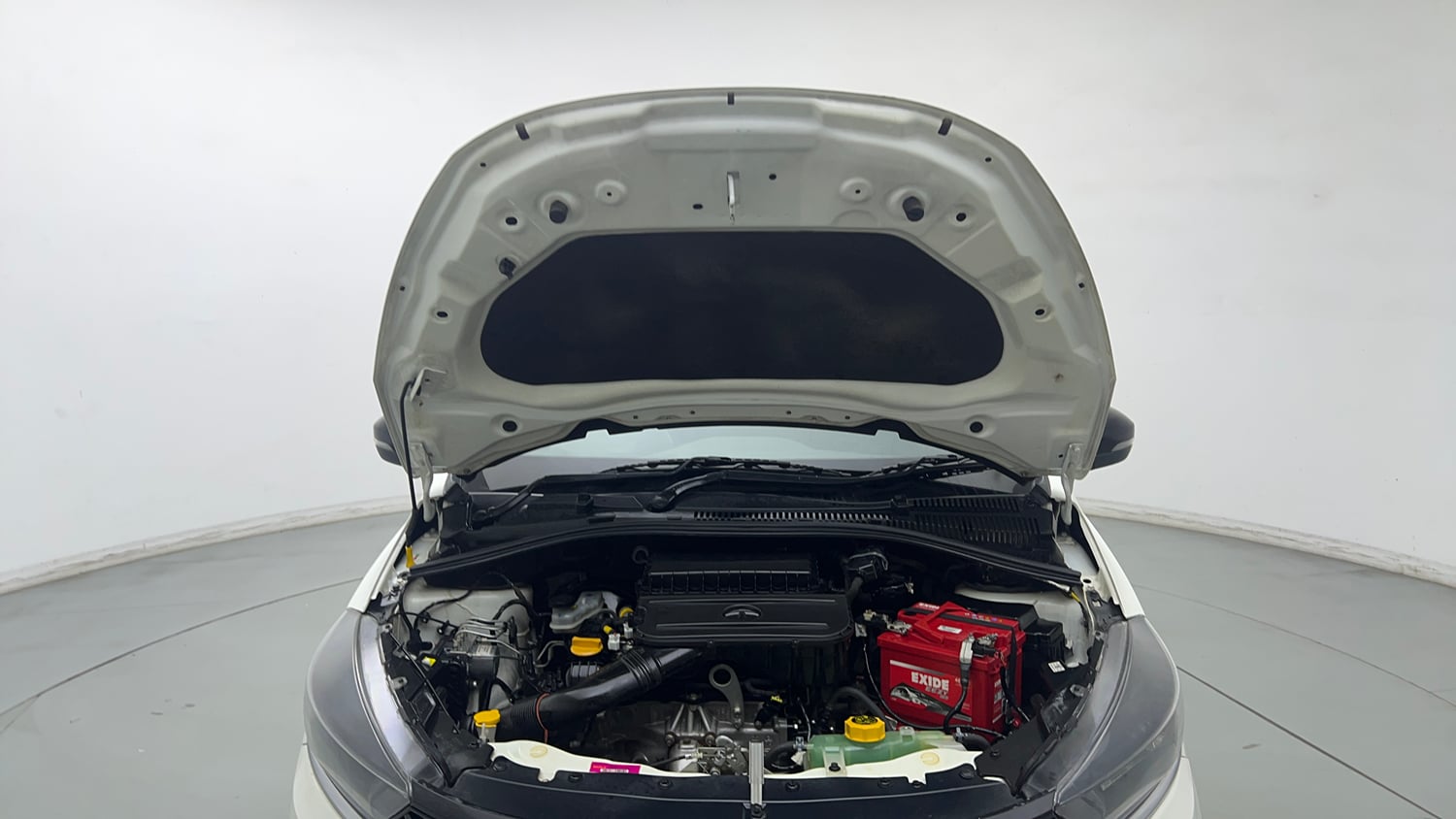 Used 2023 Tata Tiago XT (O) Petrol Manual engine ENGINE & BONNET OPEN FRONT VIEW