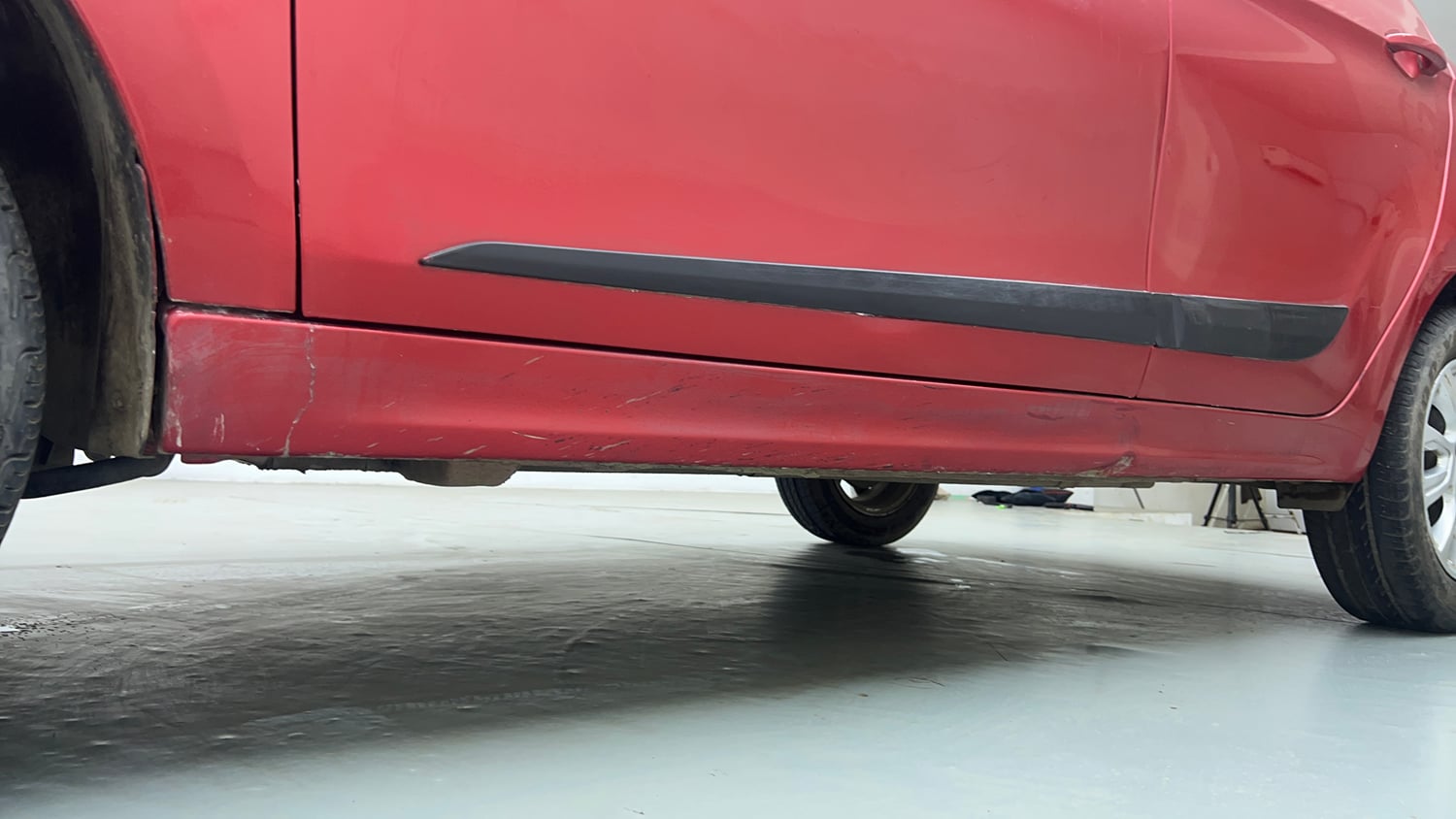 Used 2018 Tata Tiago Revotron XZA Petrol Automatic dents MINOR SCRATCH