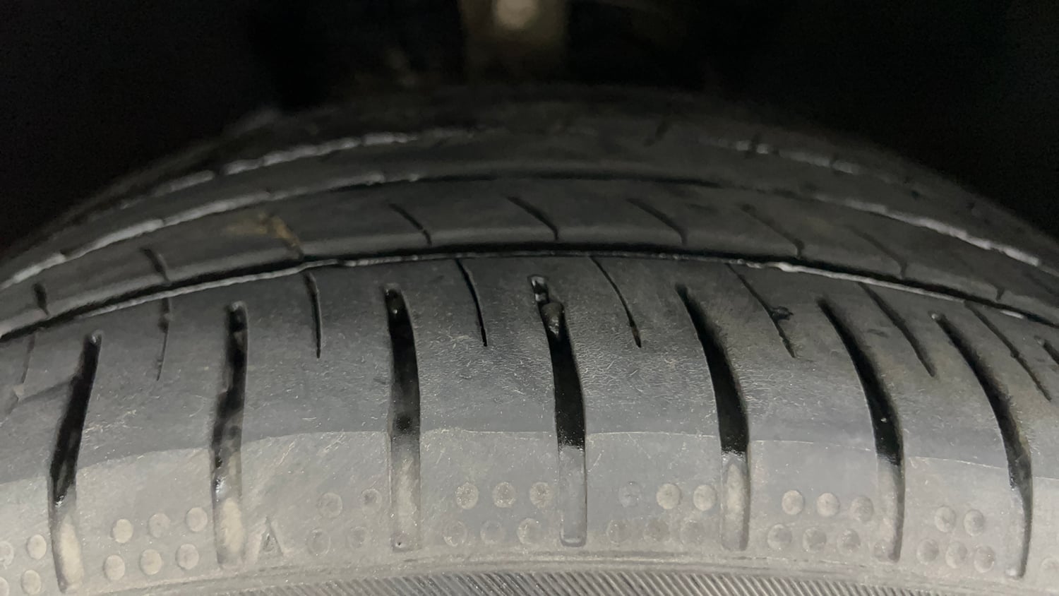 Used 2021 Audi A4 Premium Plus 40 TFSI Petrol Automatic tyres LEFT FRONT TYRE TREAD VIEW