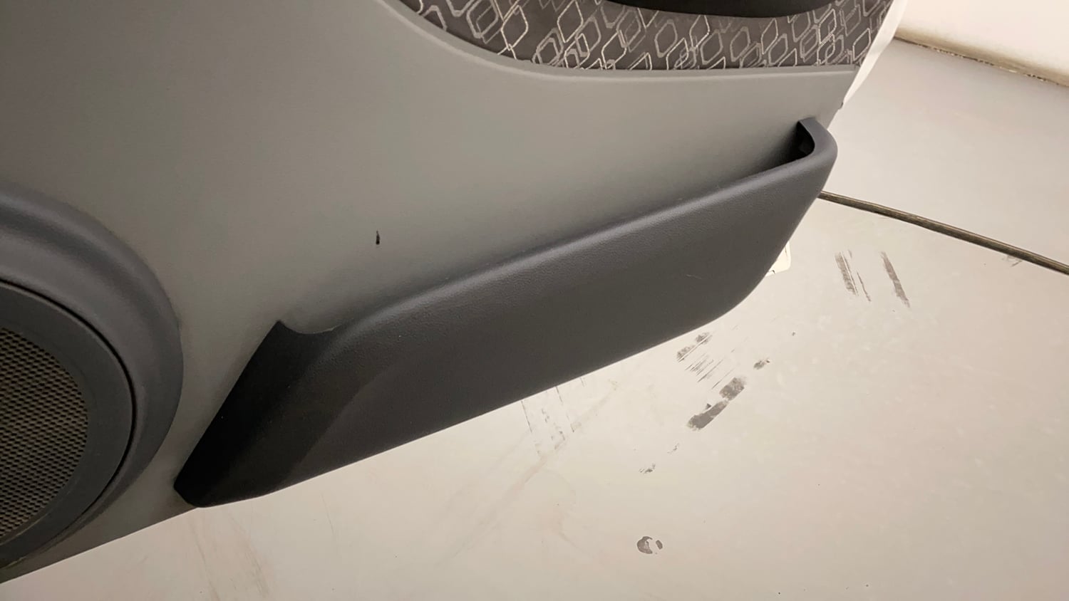Used 2018 Maruti Suzuki Alto 800 LXi Petrol Manual top_features Door pockets