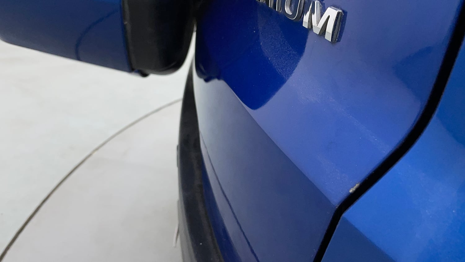 Used 2020 Ford EcoSport Titanium + 1.5L Ti-VCT AT Petrol Automatic dents MINOR SCRATCH